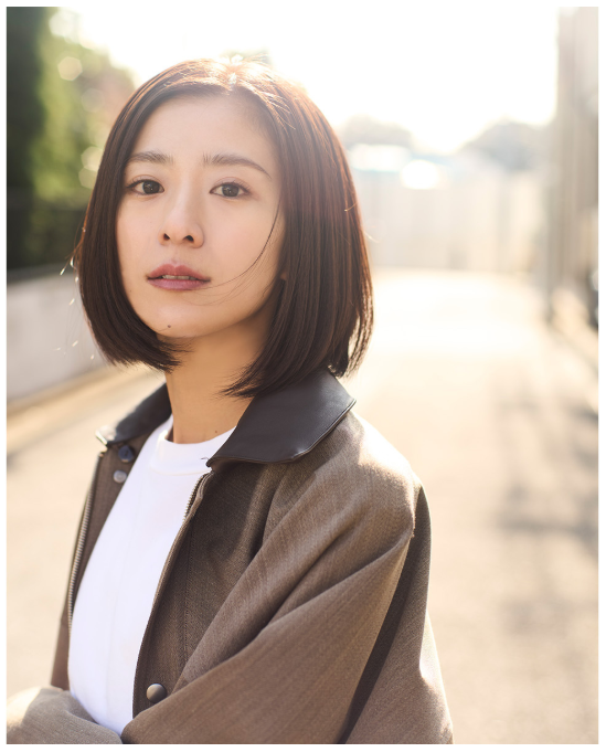 あなたが現在見ているのは 黒島結菜が放つ「異端の透明感」とは？デビュー秘話から事実婚の真実、そして“曲者役”への期待まで徹底解剖